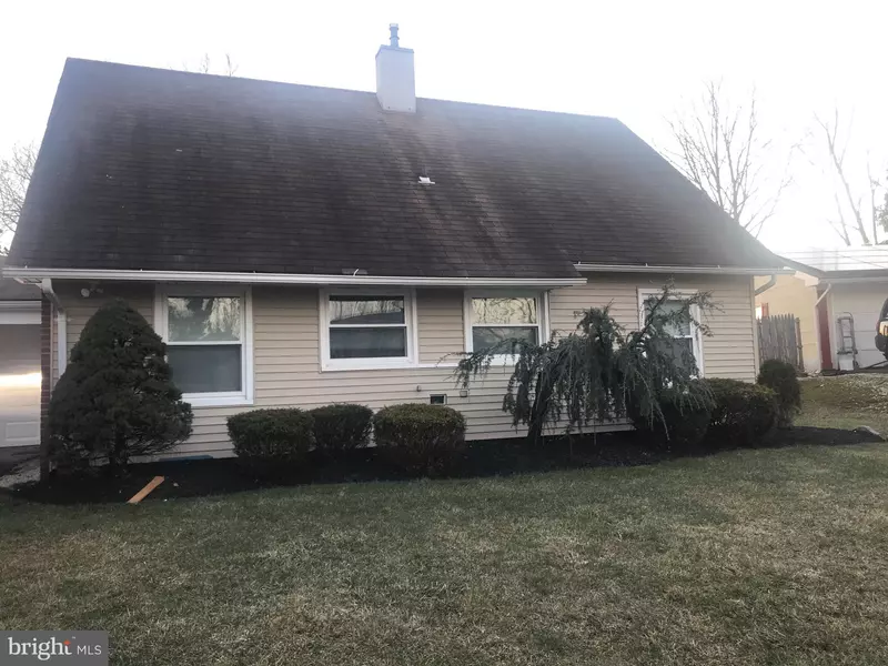 5 MAGNET LN, Willingboro, NJ 08046