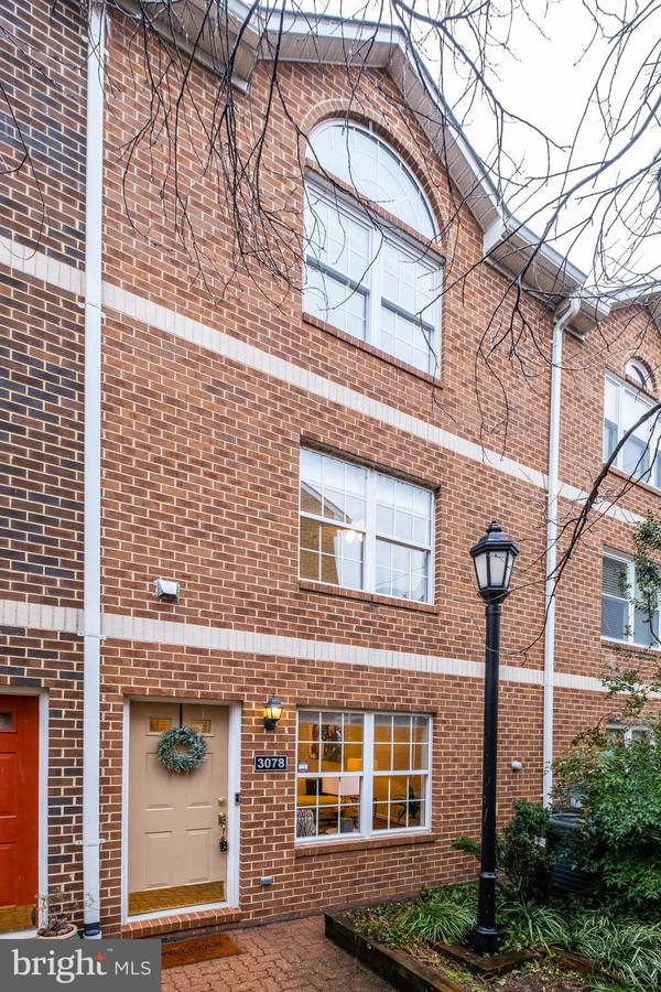 3078 S GLEBE RD, Arlington, VA 22206