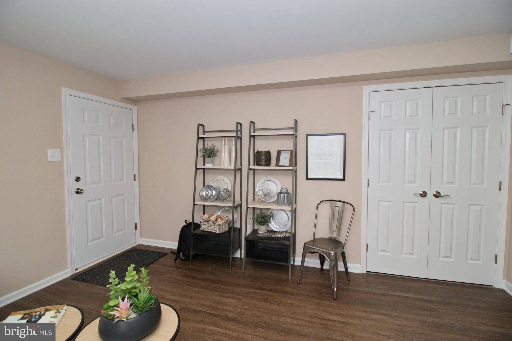 Telford, PA 18969,217 W BROAD ST #7