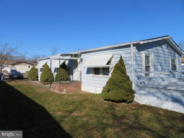 354 WOODSTREAM WAY, North Wales, PA 19454