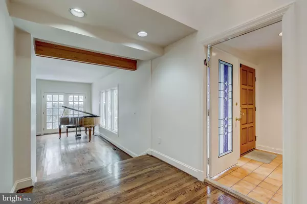 Baltimore, MD 21204,1 ROCKLAND VUE CT