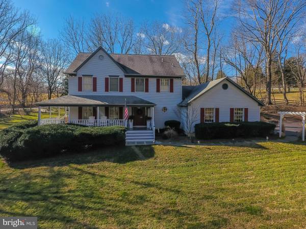 6922 CLIFTON RD, Clifton, VA 20124