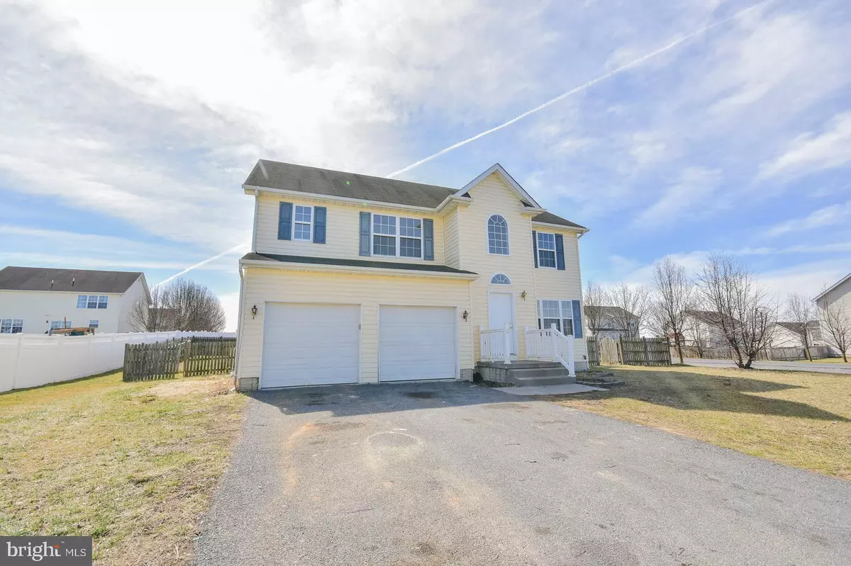 Martinsburg, WV 25405,333 THAYERS GULL DR