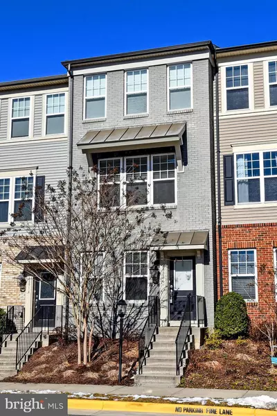 43916 AVENZA TER, Chantilly, VA 20152