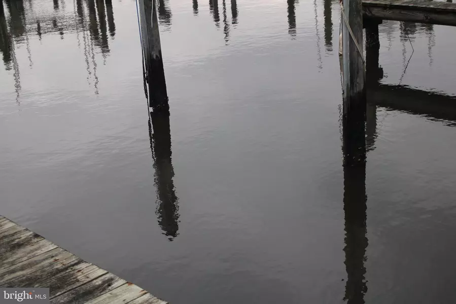 BOAT SLIP WHITES CREEK MARINA #98, Ocean View, DE 19970