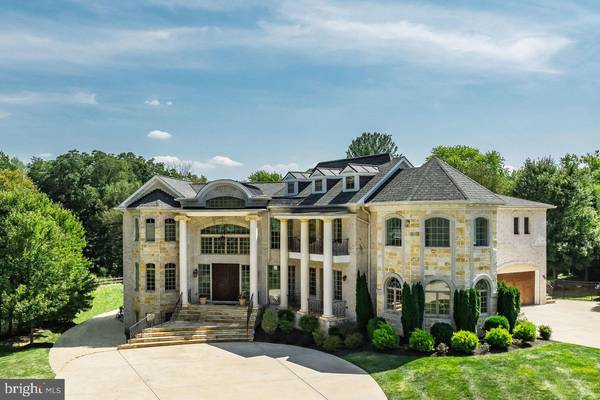 8909 BROOK RD, Mclean, VA 22102