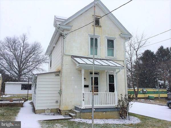 254 GARFIELD ST, Waynesboro, PA 17268