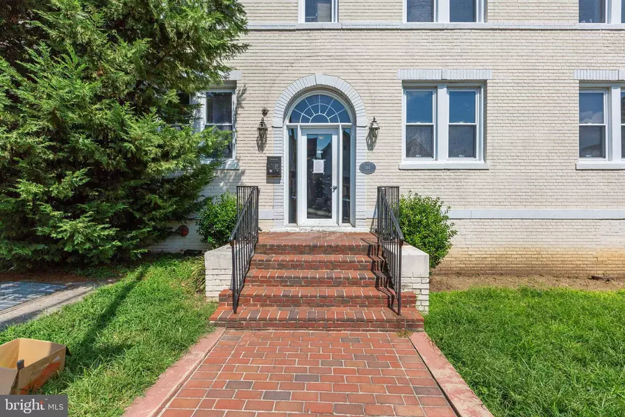 314 V ST NE #204, Washington, DC 20002