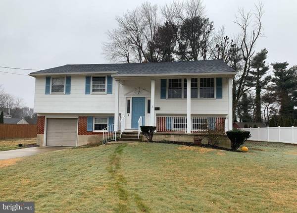 9 FORT DONELSON RD, Pennsville, NJ 08070