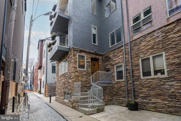 Philadelphia, PA 19123,468 MYRTLE ST