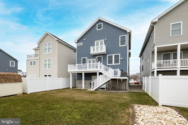 Brigantine, NJ 08203,102 3RD ST S