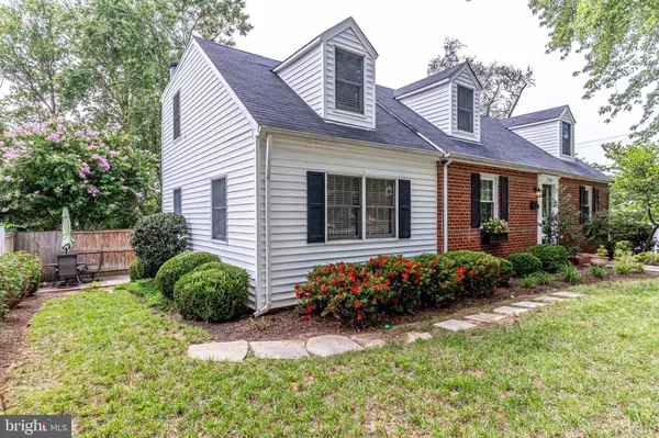 Alexandria, VA 22314,740 UPLAND PL