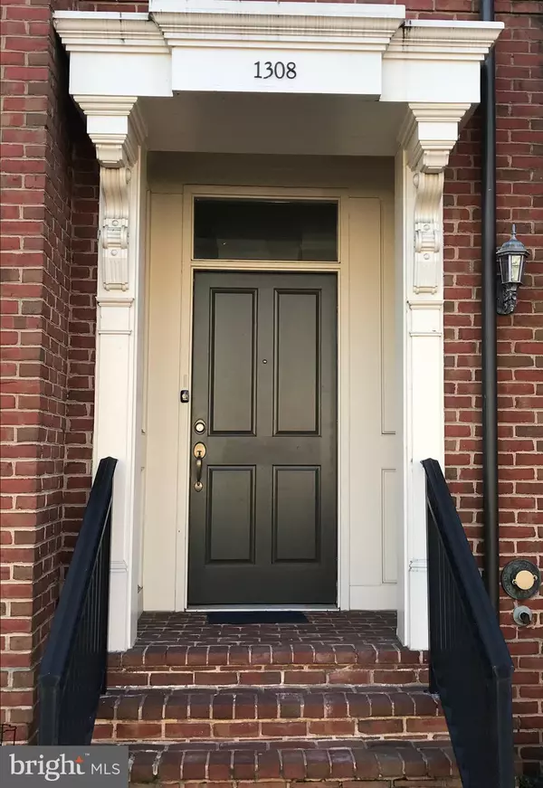 1308 DUKE ST, Alexandria, VA 22314