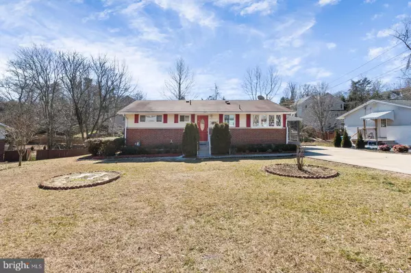 4423 ROUNDHILL RD, Alexandria, VA 22310