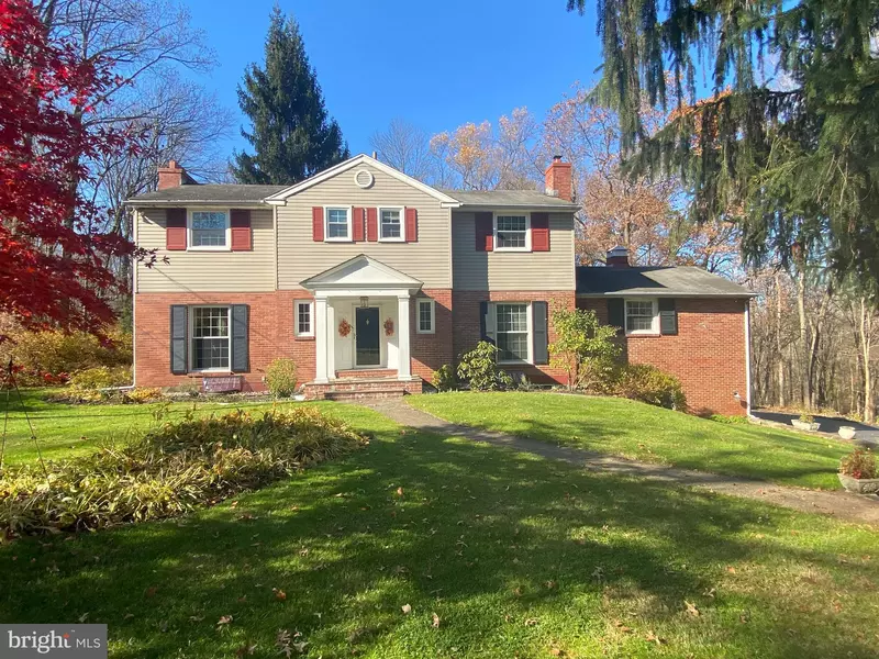 63 N GRANGE AVE, Collegeville, PA 19426