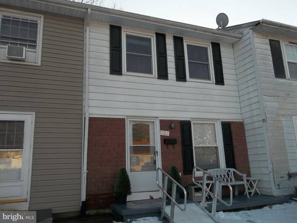 722 W 14TH, Front Royal, VA 22630