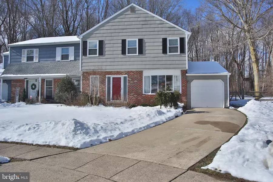 1292 BARCLAY CRESCENT, Yardley, PA 19067