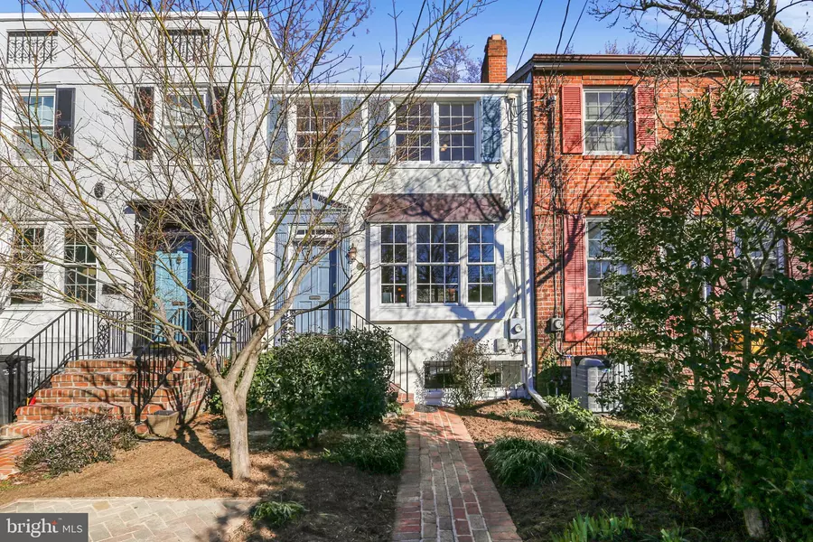 824 S ROYAL ST, Alexandria, VA 22314