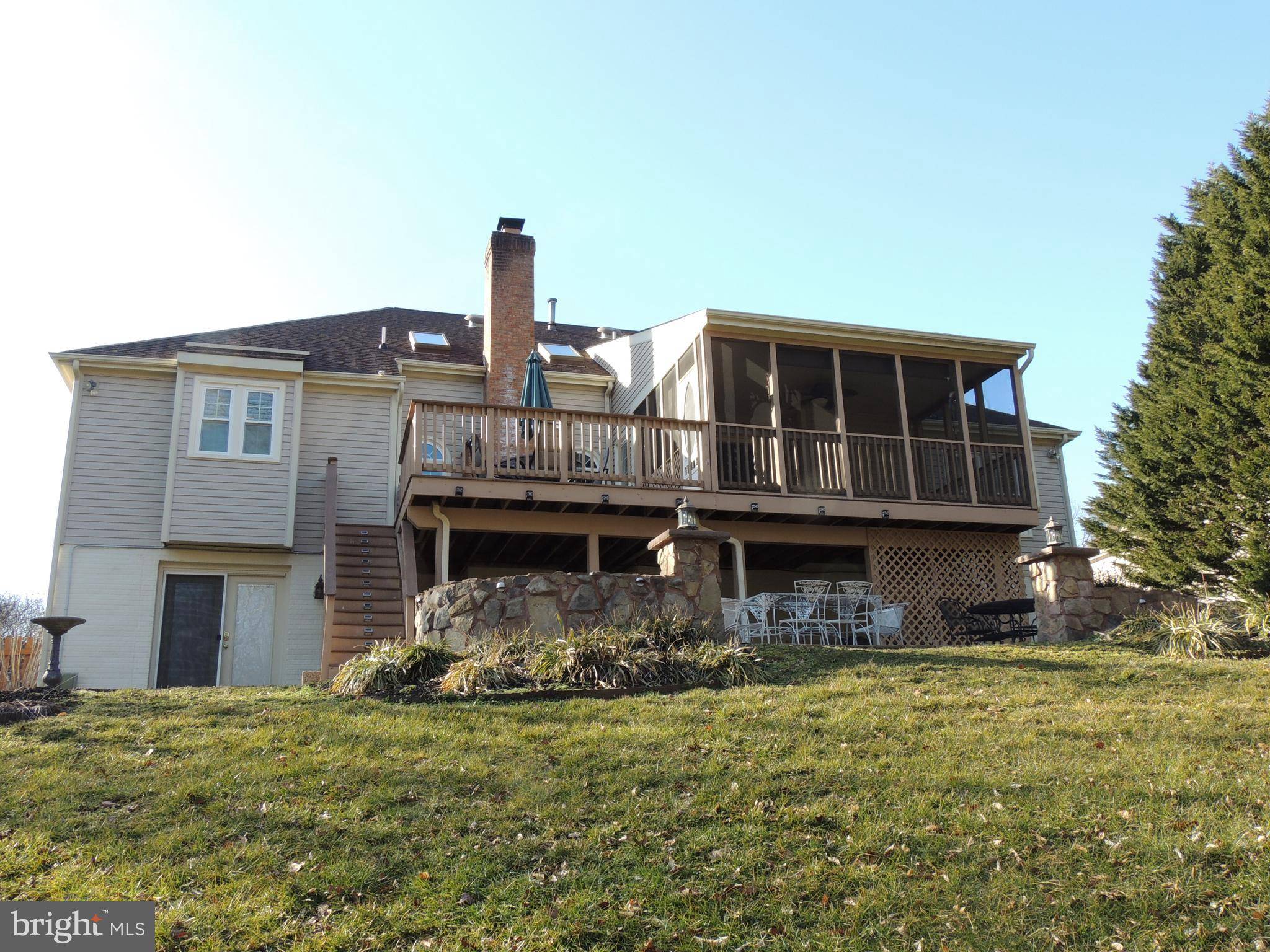 Fredericksburg, VA 22408,10303 LEXINGTON CT