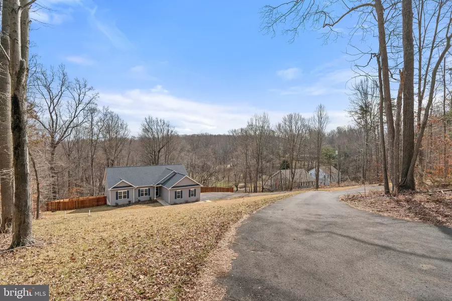 5276 HILLSIDE DR, Warrenton, VA 20187