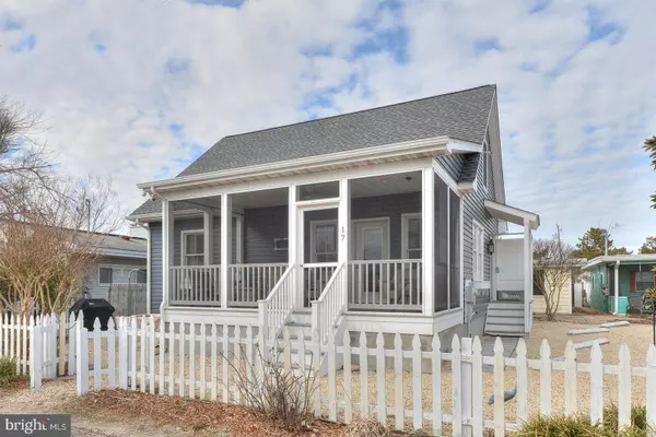 17 SAULSBURY ST #1A, Dewey Beach, DE 19971