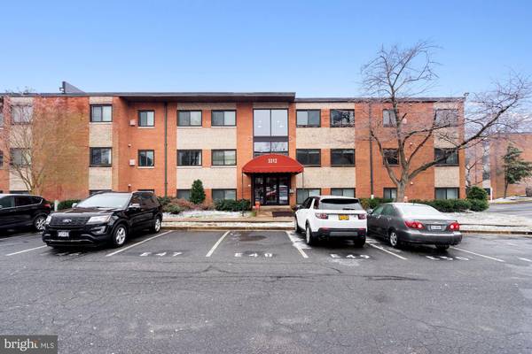 3312 S 28TH ST #304, Alexandria, VA 22302