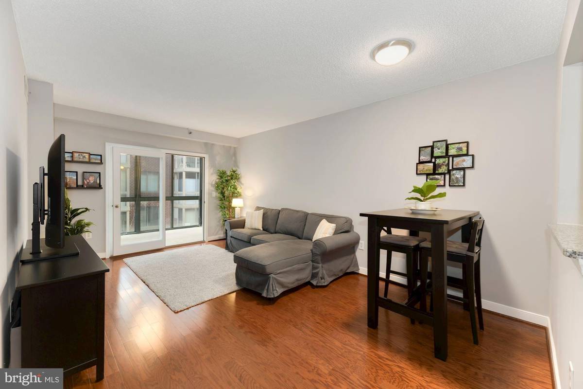 Arlington, VA 22201,1045 N UTAH ST #2-305