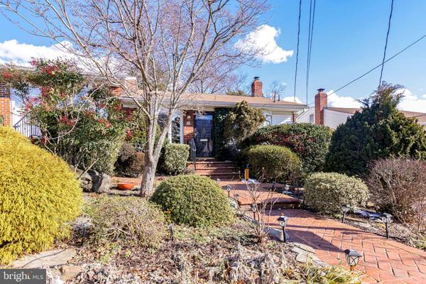 102 S JENKINS ST, Alexandria, VA 22304