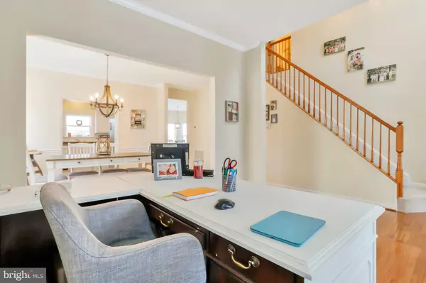 Hedgesville, WV 25427,64 AMELIA DR