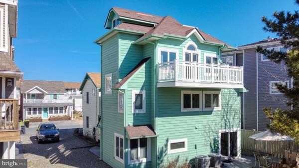 8 BELLEVUE ST, Dewey Beach, DE 19971