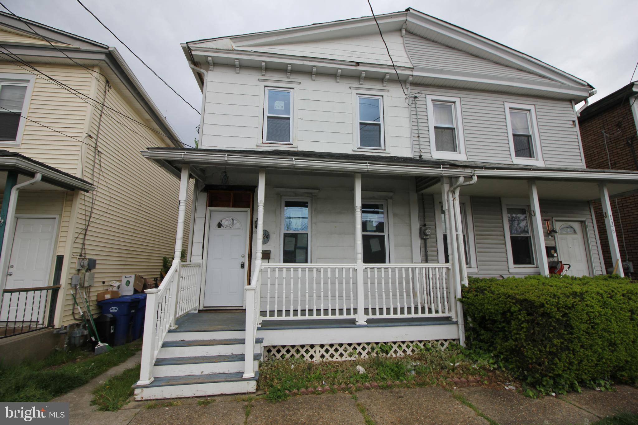 124 KING ST, Mount Holly, NJ 08060