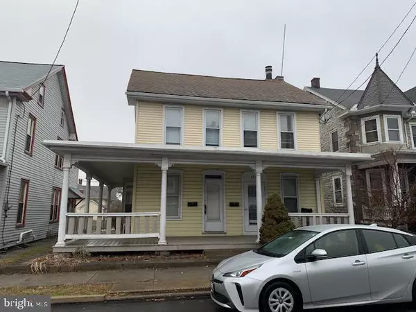 119 W MAIN ST, Palmyra, PA 17078