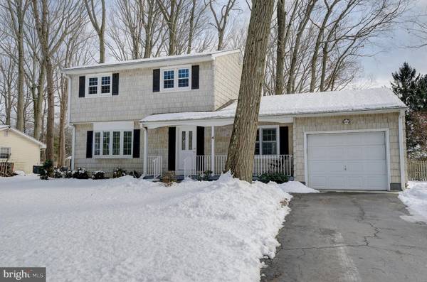 4 SHAGBARK LN, Hightstown, NJ 08520