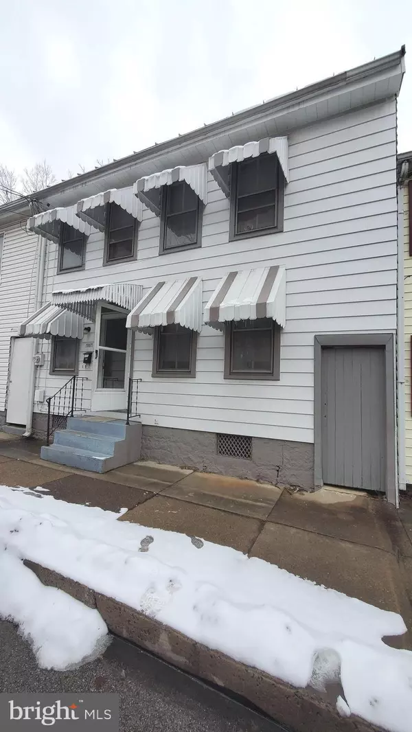 Carlisle, PA 17013,107 W SOUTH ST