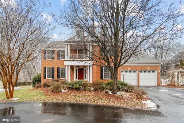 Springfield, VA 22151,5402 BACKLICK WOODS CT