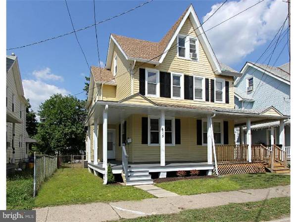 615 BRIDGEBORO ST, Riverside, NJ 08075