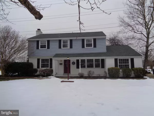 819 HERITAGE RD, Cinnaminson, NJ 08077