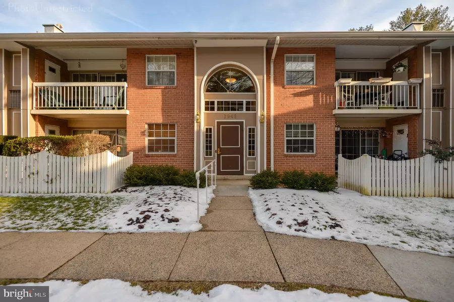 1946 KENNEDY DR #202, Mclean, VA 22102