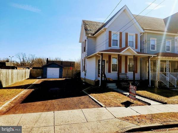 109 DELAWARE AVE, Morrisville, PA 19067