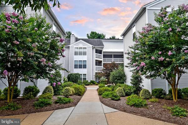 10303 APPALACHIAN CIR #9-312, Oakton, VA 22124