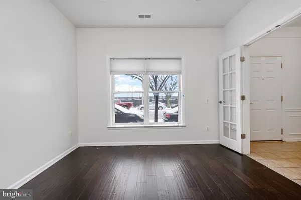 Baltimore, MD 21230,1802 E FORT AVE