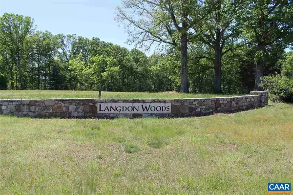 17 LANGDON WOODS DR DR, Dyke, VA 22935