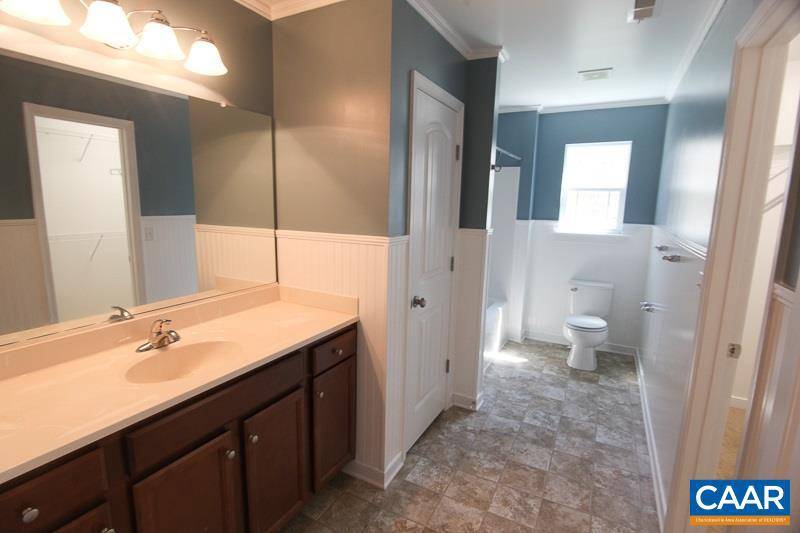 Gordonsville, VA 22942,293 TALL OAKS LN LN
