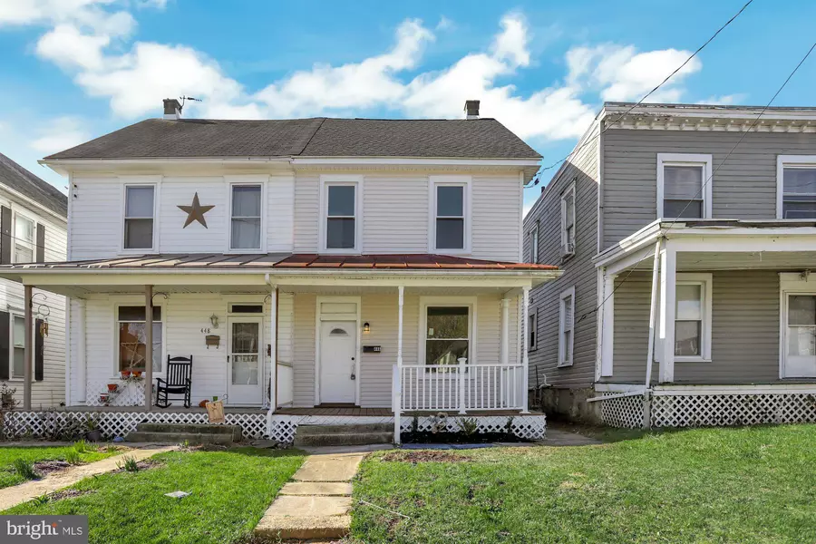 446 E WASHINGTON, Chambersburg, PA 17201