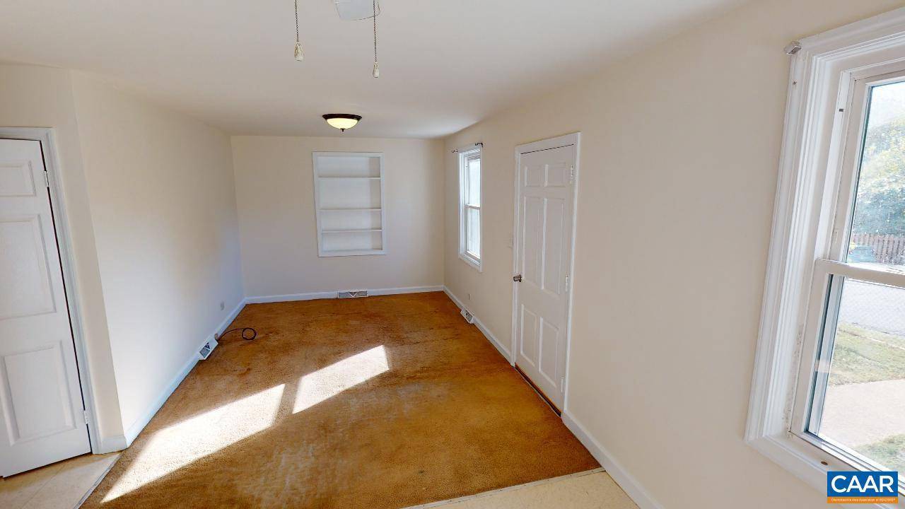 Charlottesville, VA 22902,511 BAINBRIDGE ST ST