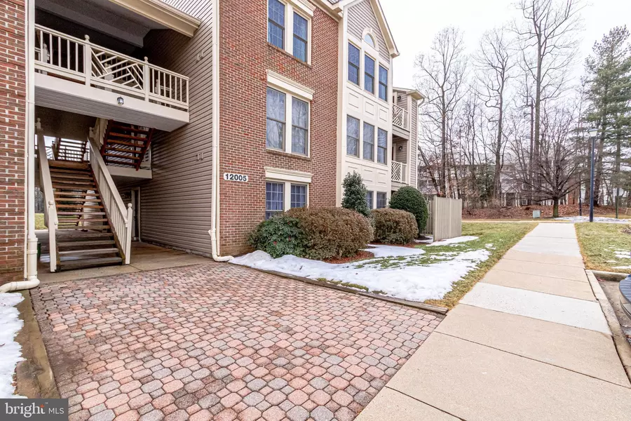 12005 RIDGE KNOLL DR #411A, Fairfax, VA 22033