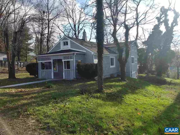 806 FRYE ST ST, Waynesboro, VA 22980