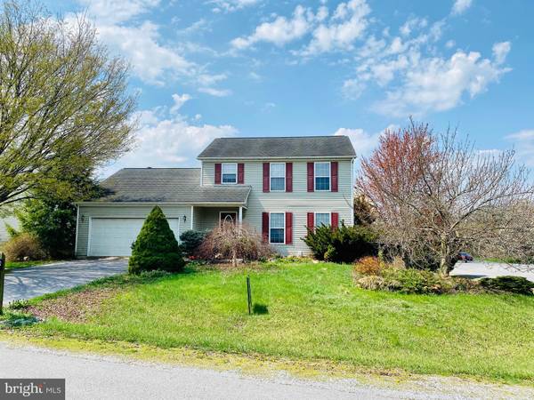 10 SHOAL CREEK CT, Martinsburg, WV 25405