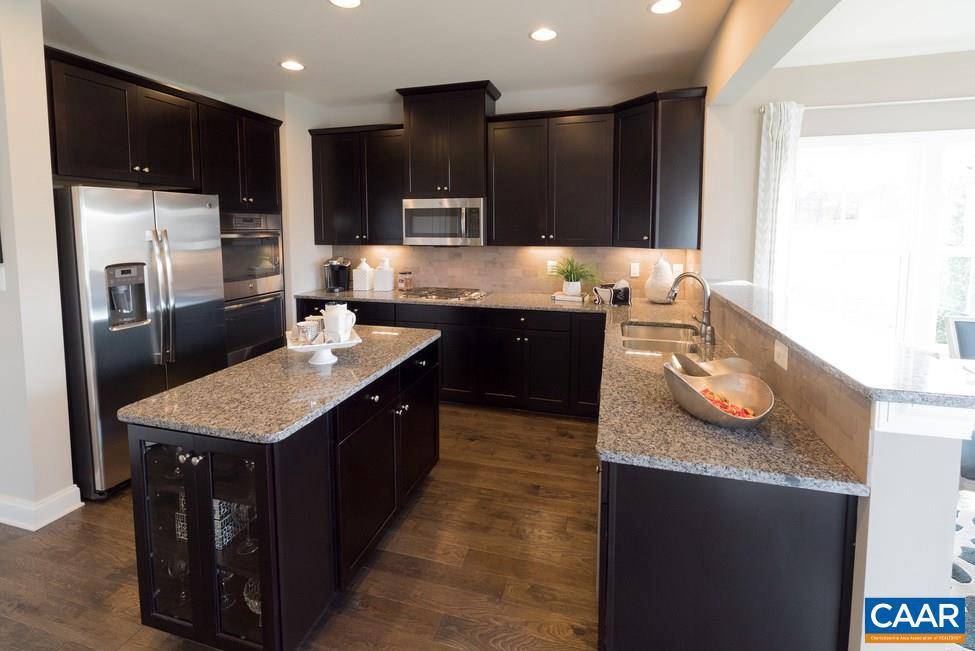 Charlottesville, VA 22911,4470 SUNSET DR DR