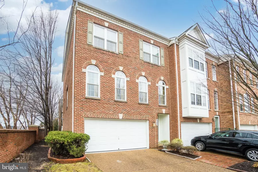 6290 SHACKELFORD TER, Alexandria, VA 22312